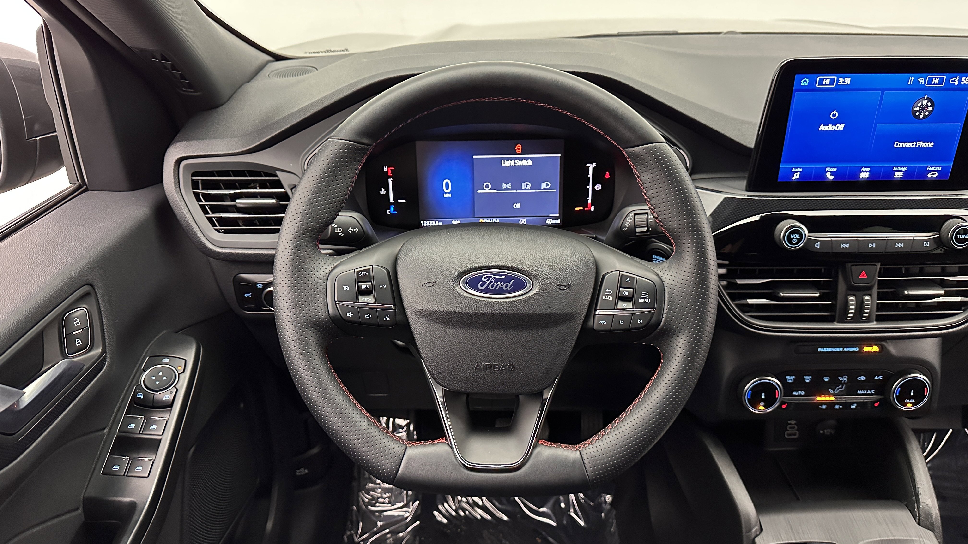 Used 2025 Ford Escape ST-Line Select AWD/4WD image 28