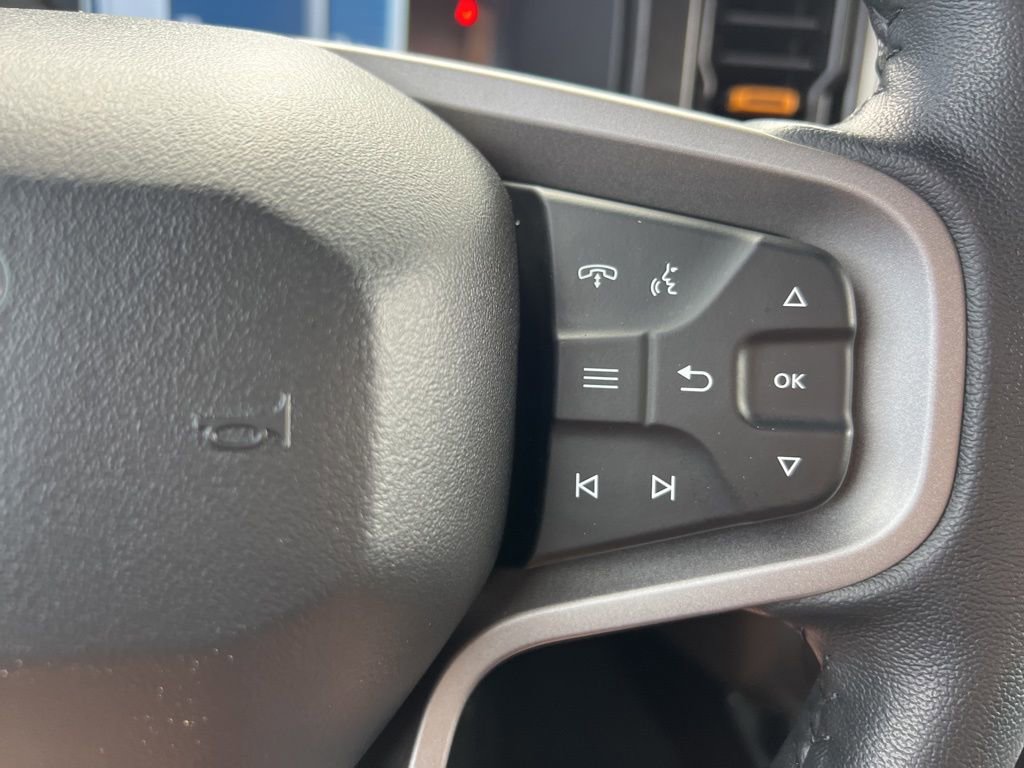 Used 2023 Ford Bronco Badlands image 26