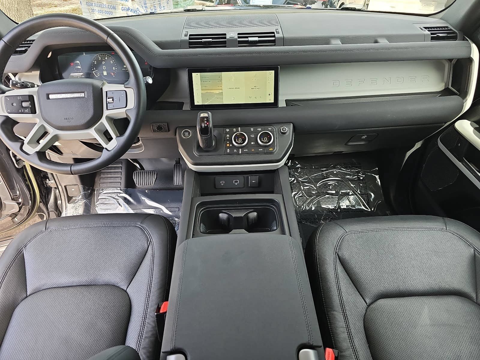 Used 2023 Land Rover Defender 90 S AWD/4WD image 11