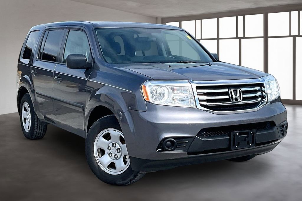 Used 2015 Honda Pilot LX image 3