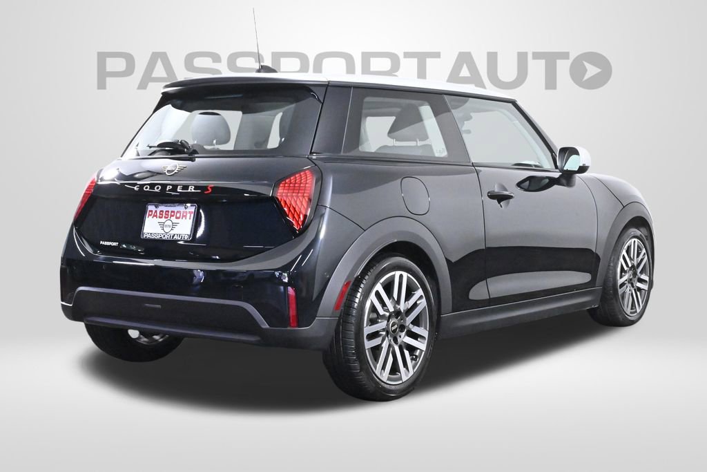Certified 2025 MINI Cooper S image 10
