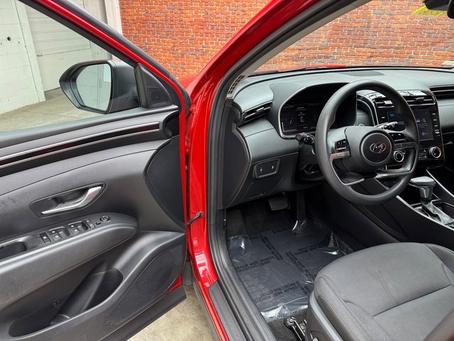 Used 2022 Hyundai Tucson SEL w/ Cargo Package image 9