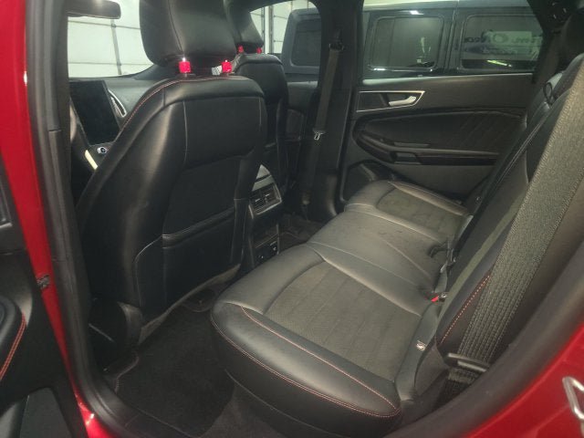 Certified 2024 Ford Edge ST-Line AWD/4WD image 13