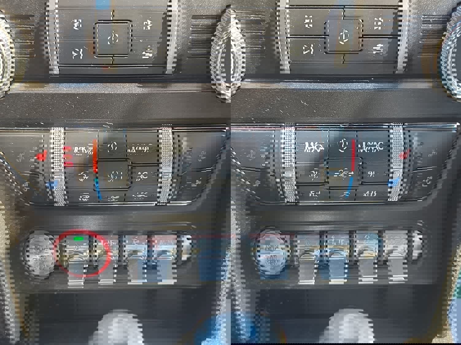 Used 2022 Ford Mustang Premium image 17