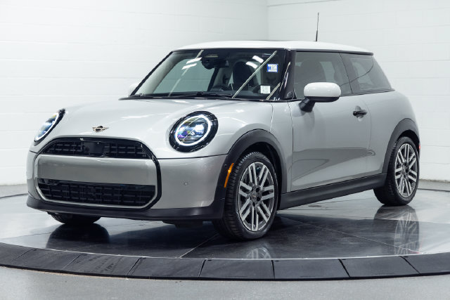 Certified 2026 MINI Cooper 2-Door Hardtop FWD image 7