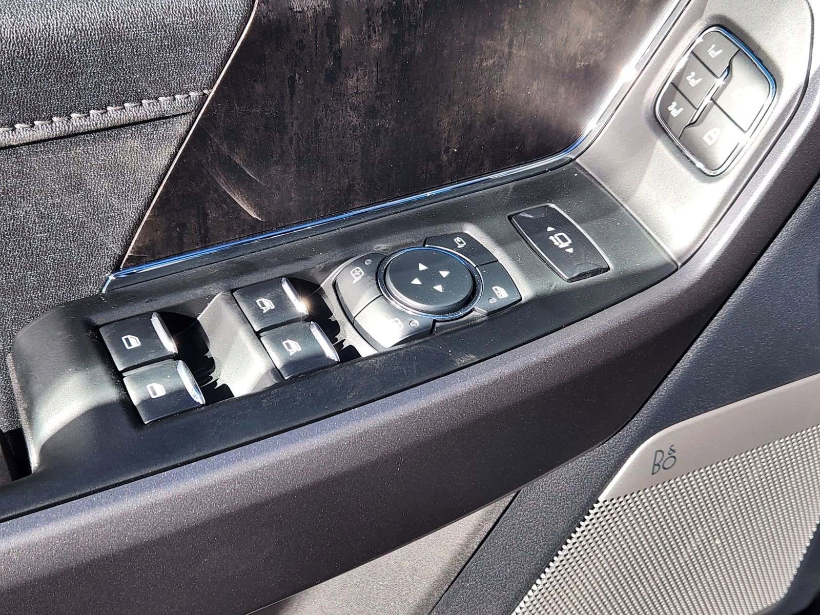 New 2026 Ford F250 Lariat w/ Chrome Package image 22