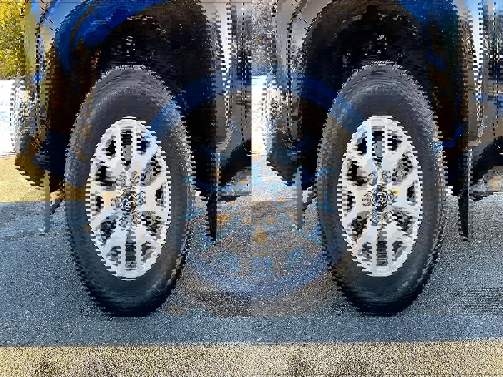 Used 2024 Toyota Tacoma SR5 image 7