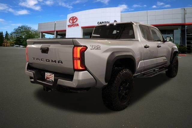 New 2025 Toyota Tacoma TRD Off-Road AWD/4WD image 4