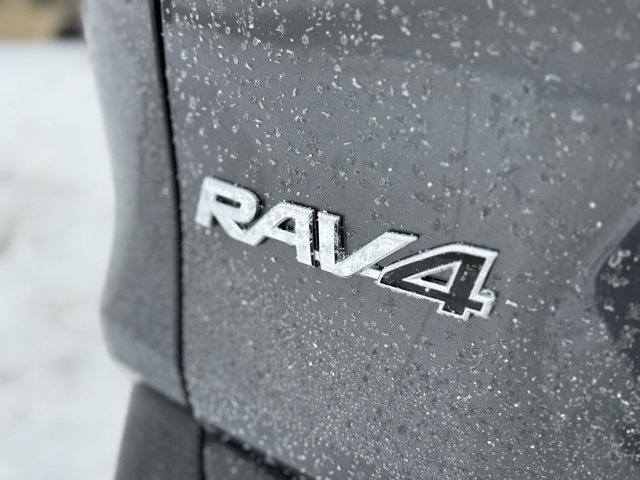 Used 2025 Toyota RAV4 XLE image 42