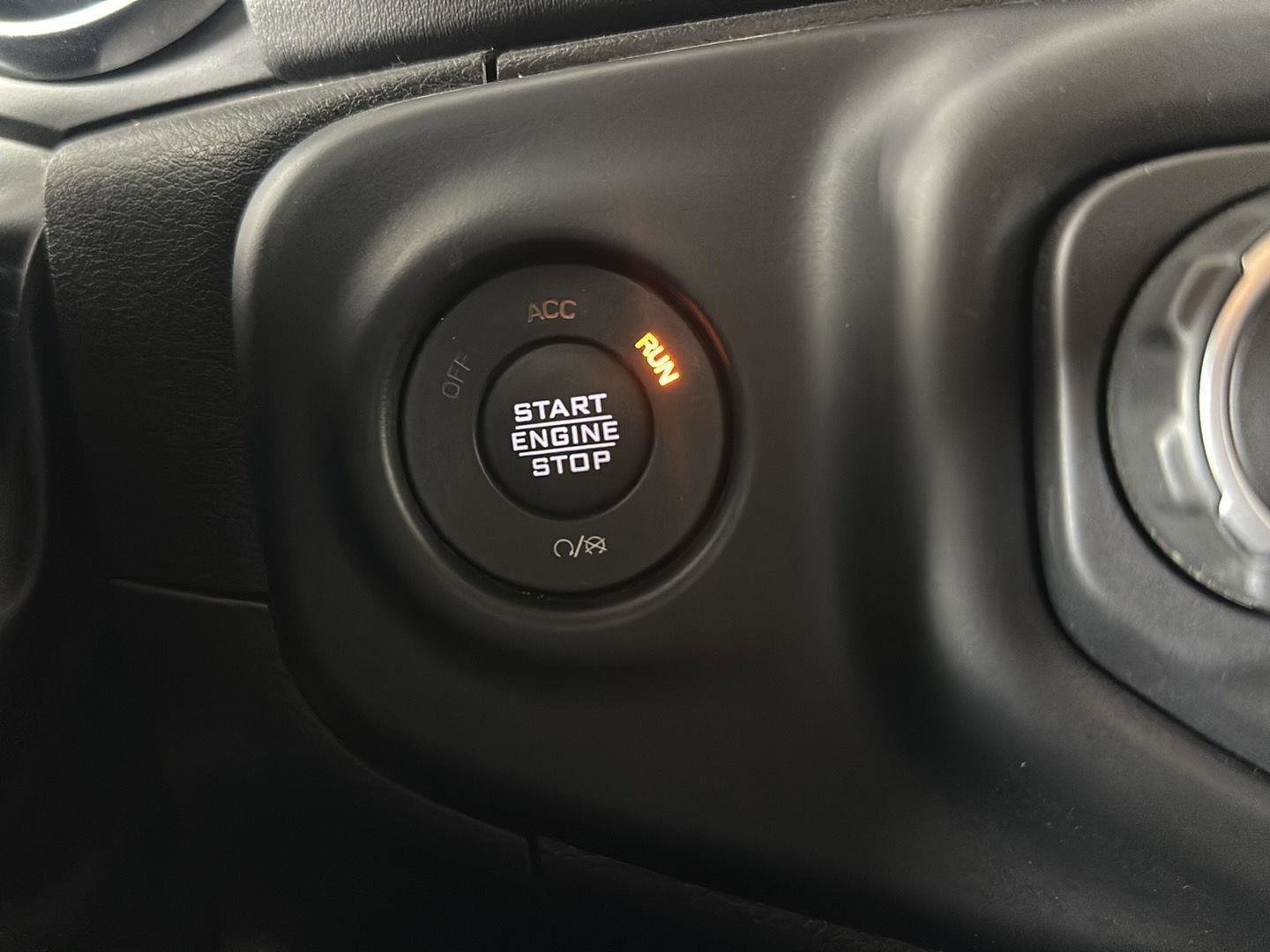 Used 2023 Jeep Wrangler Sahara w/ Cold Weather Group image 9