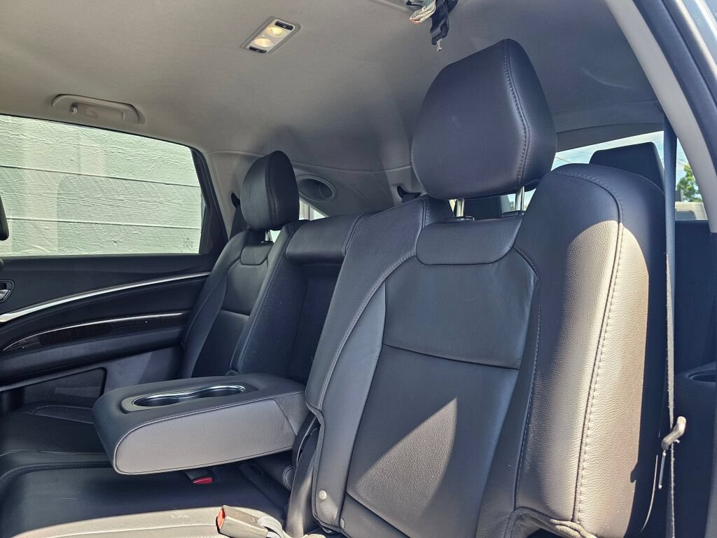 Used 2020 Acura MDX w/ Technology Package AWD/4WD image 19
