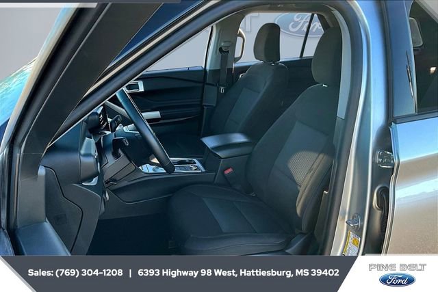 Used 2023 Ford Explorer XLT image 18