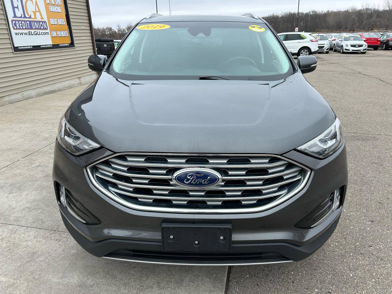 Used 2019 Ford Edge SEL w/ Equipment Group 201A image 2