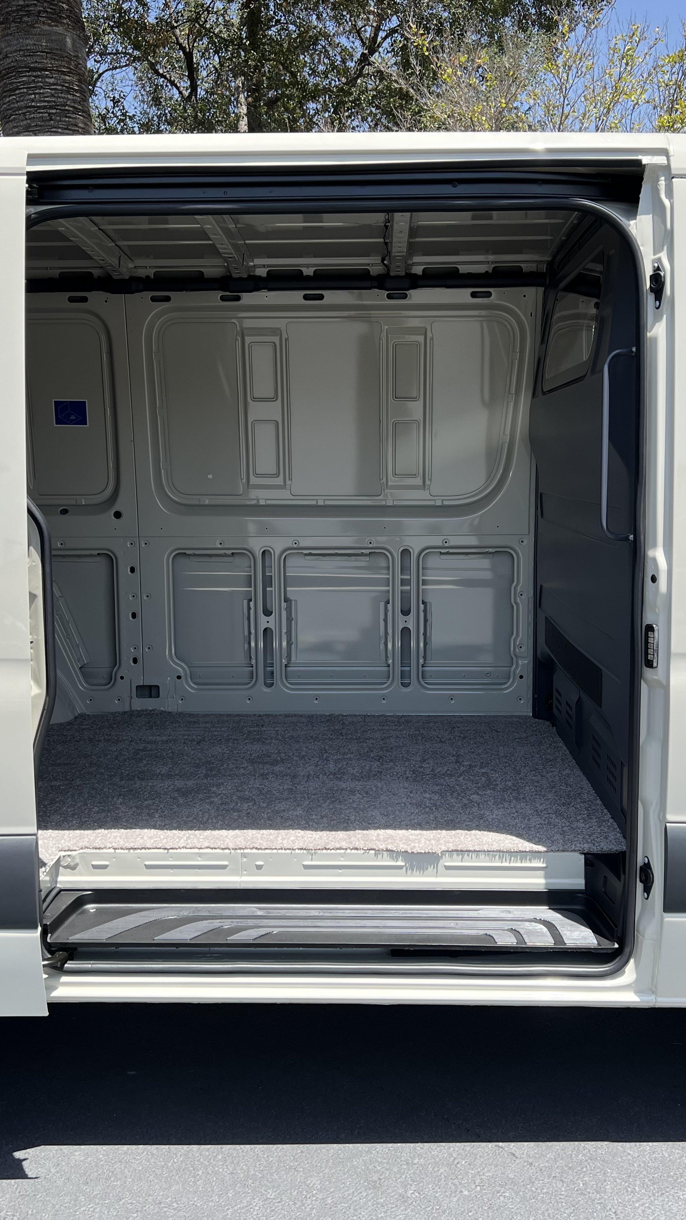 Used 2026 Mercedes-Benz Sprinter 2500 image 39