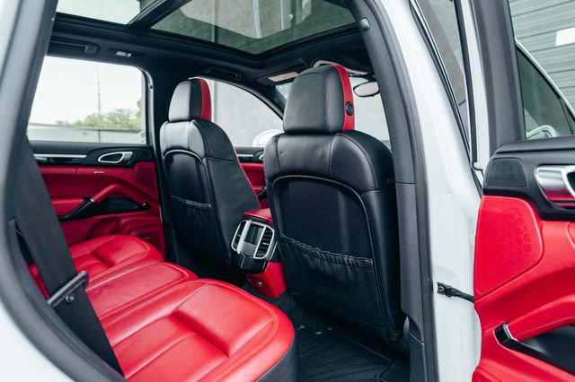 Used 2016 Porsche Cayenne S AWD/4WD image 55