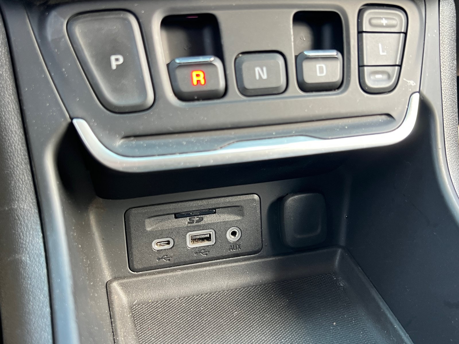 Used 2020 GMC Terrain Denali w/ Denali Premium Package FWD image 29