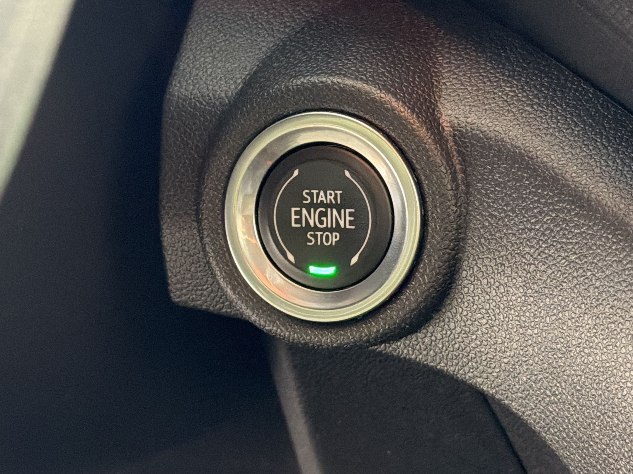 Used 2021 Chevrolet TrailBlazer LT AWD/4WD image 17