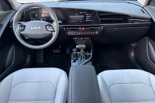 New 2026 Kia Niro EX w/ EX Premium Package FWD image 16