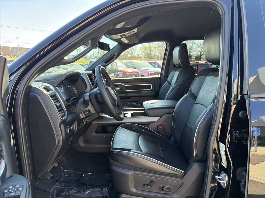 Used 2025 RAM 3500 Laramie w/ Sport Appearance Package image 10