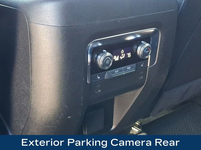 Used 2025 GMC Yukon Denali AWD/4WD image 19