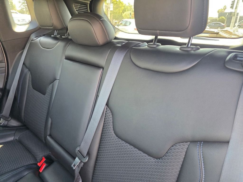 New 2026 Jeep Compass Latitude AWD/4WD image 10