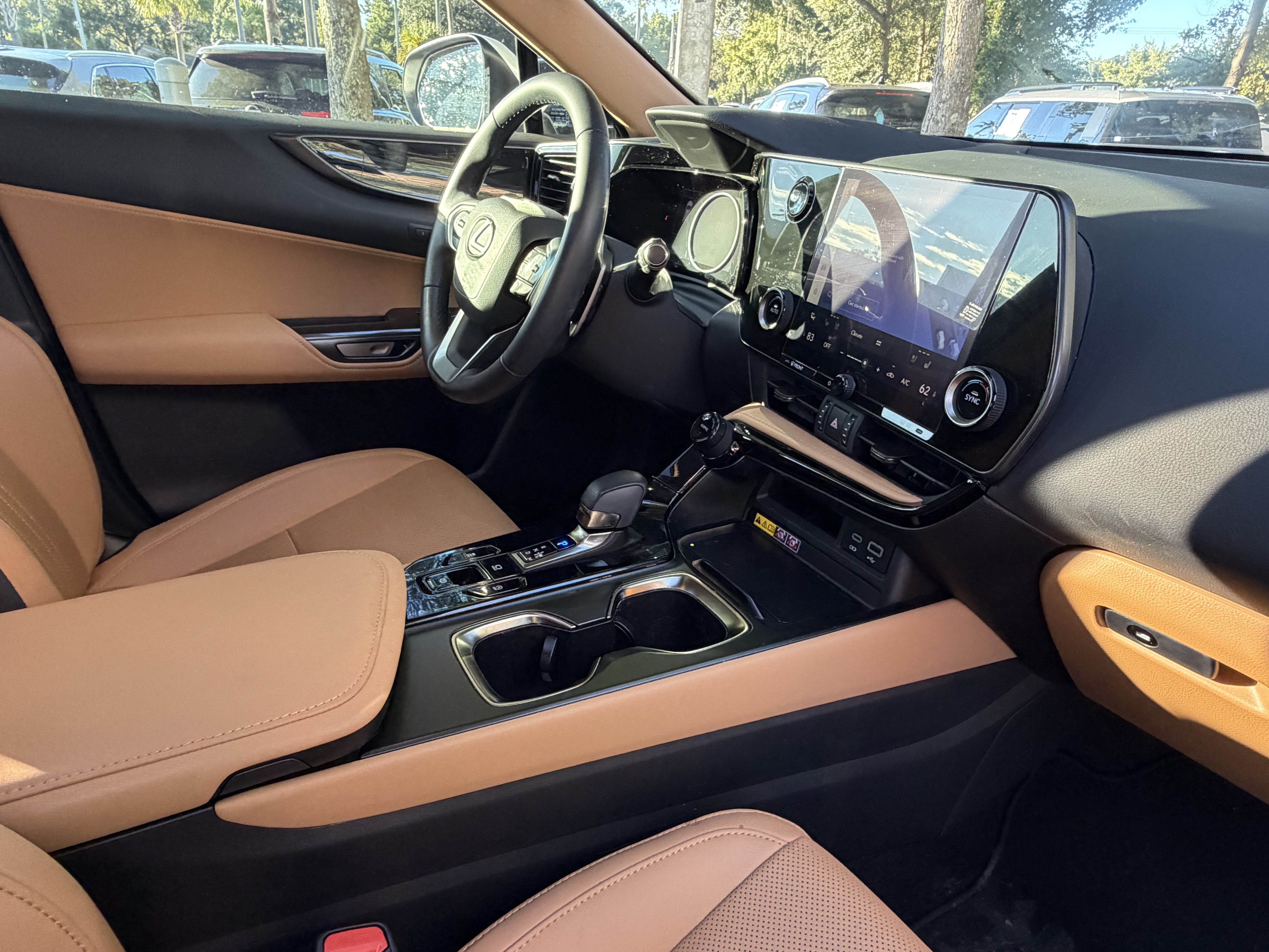 Certified 2025 Lexus NX 250 FWD w/ Accessory Package (2T) image 44