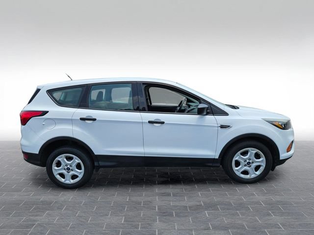 Used 2019 Ford Escape S FWD image 4