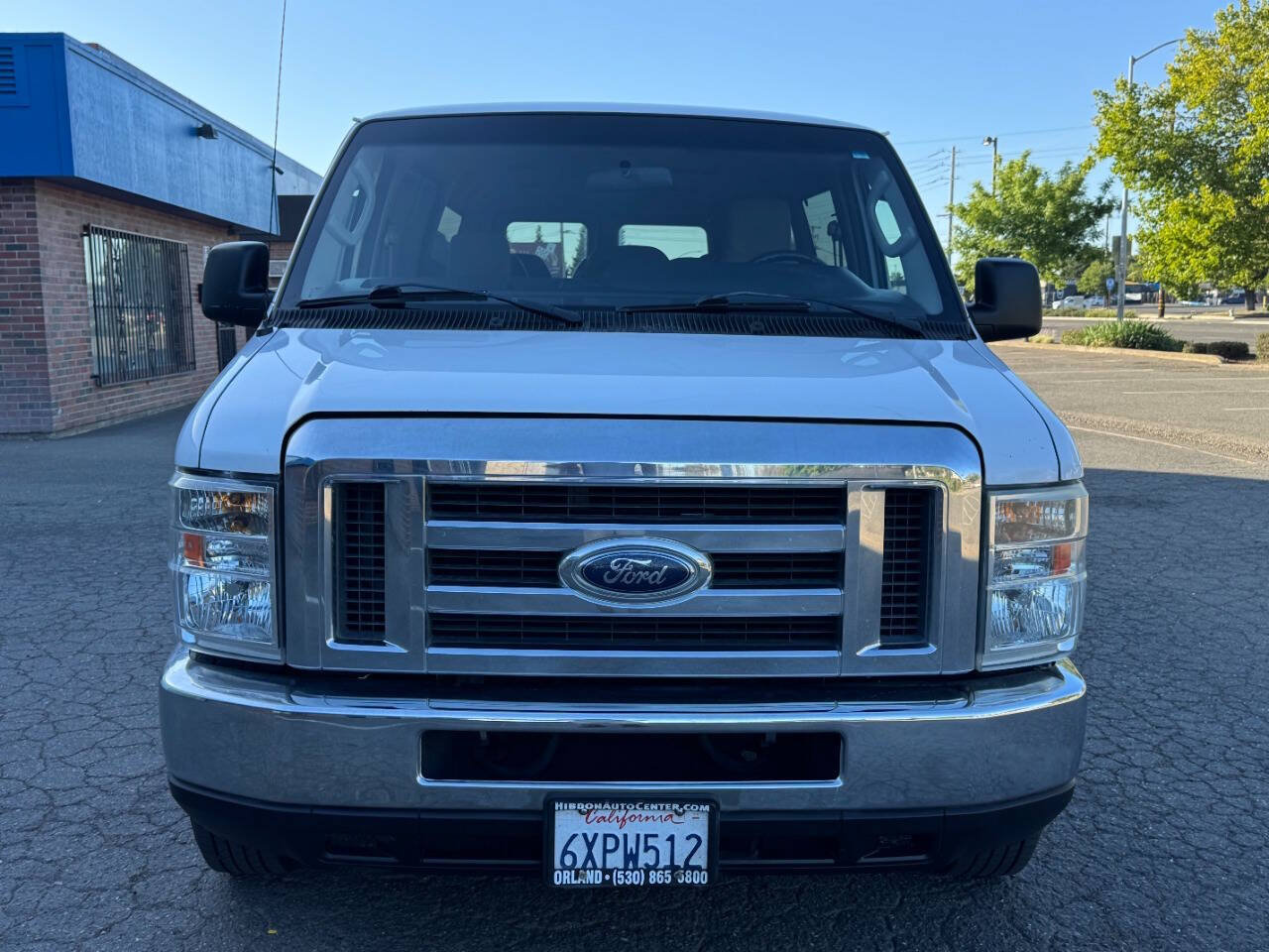 Used 2012 Ford E-350 and Econoline 350 XLT RWD image 5