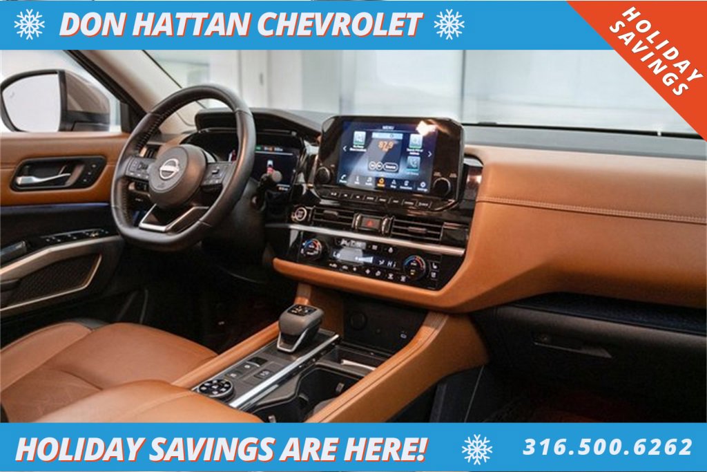 Used 2023 Nissan Pathfinder Platinum w/ Cargo Package image 33