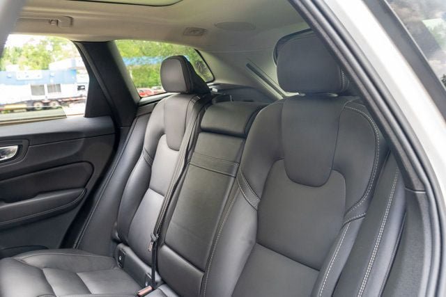 Used 2022 Volvo XC60 B5 Inscription w/ Advanced Package AWD/4WD image 48