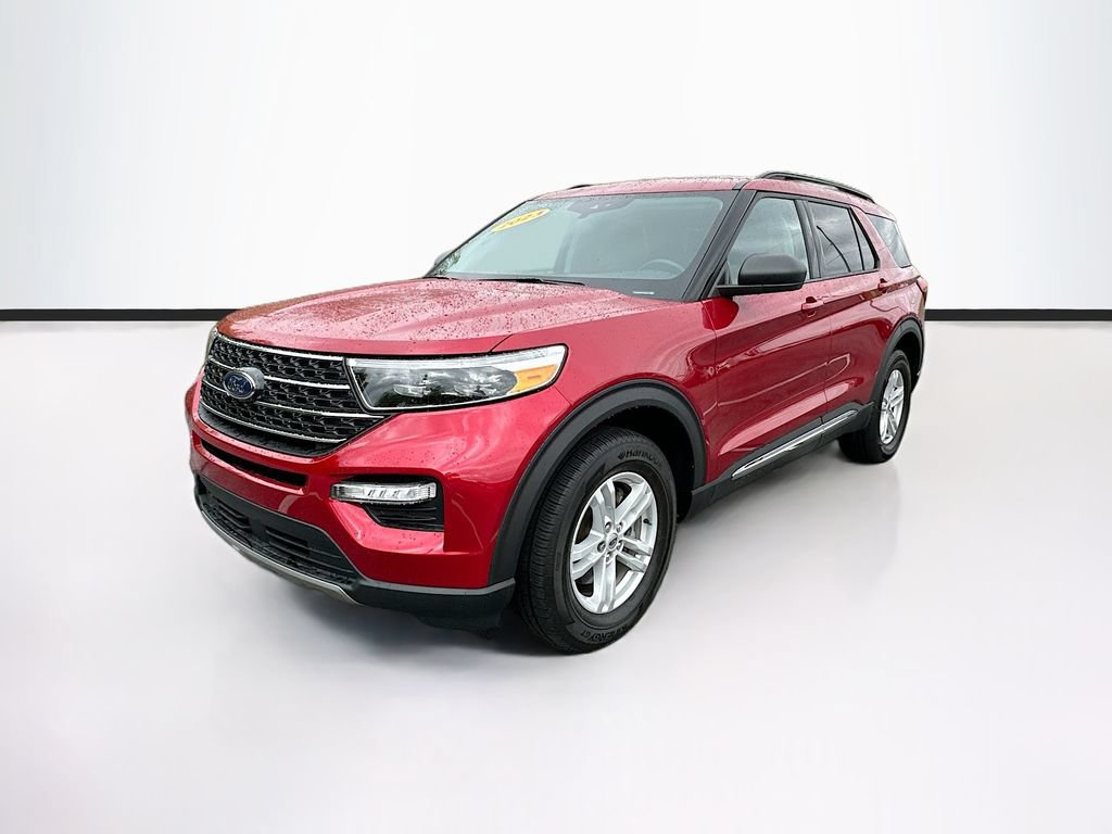 Used 2023 Ford Explorer XLT w/ Equipment Group 202A AWD/4WD image 5
