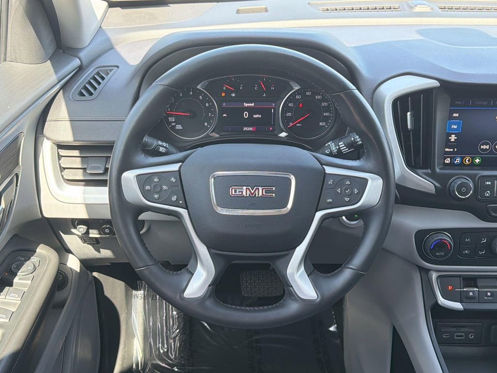 Used 2022 GMC Terrain SLT AWD/4WD image 8