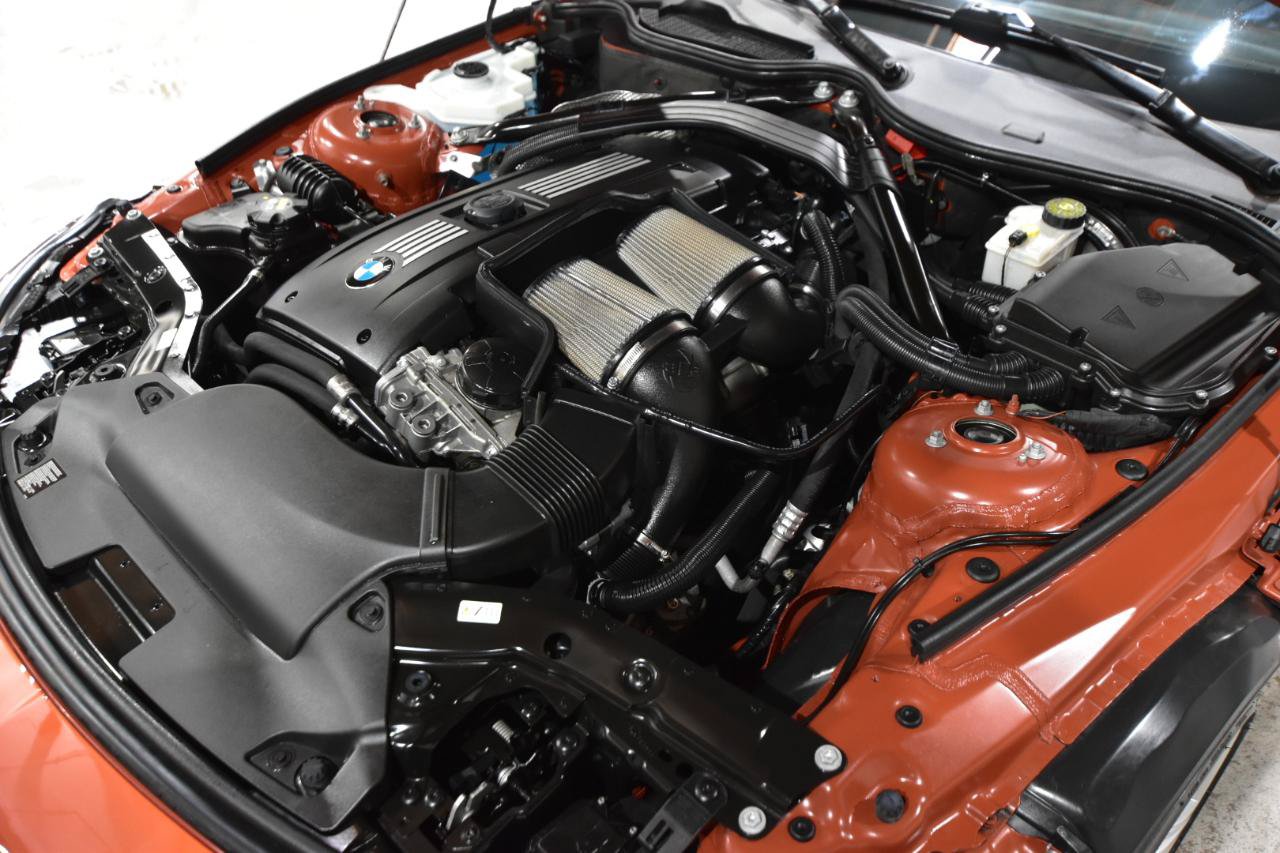 Used 2015 BMW Z4 sDrive35is RWD image 46