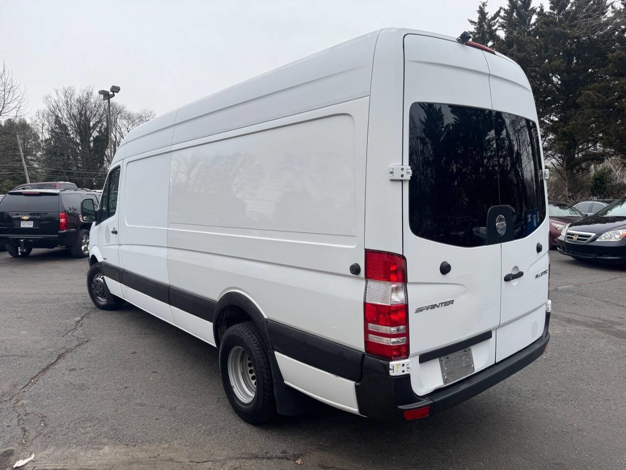 Used 2014 Freightliner Sprinter 3500 image 5