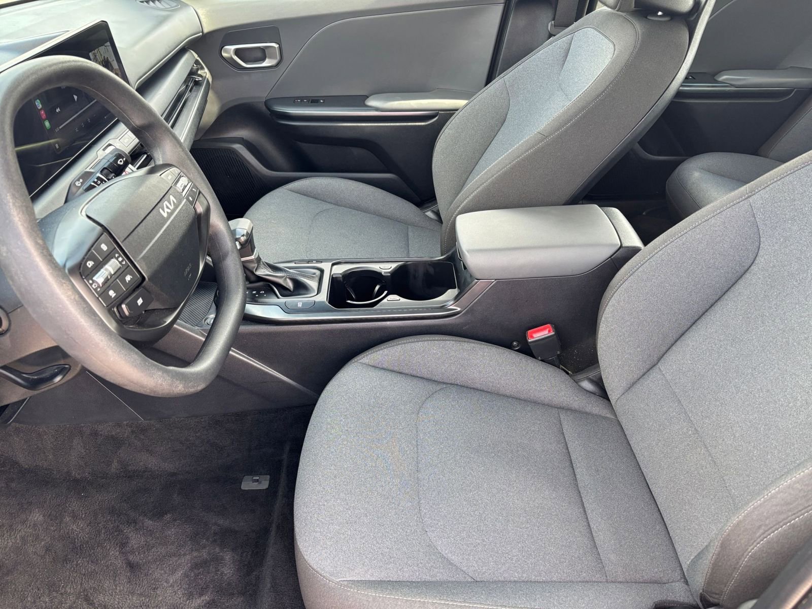 Used 2025 Kia K4 FWD image 25