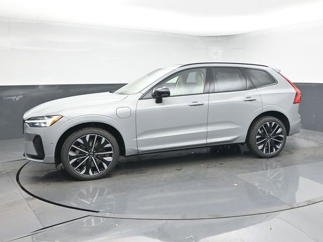 New 2026 Volvo XC60 T8 Ultra w/ Protection Package Premier image 4