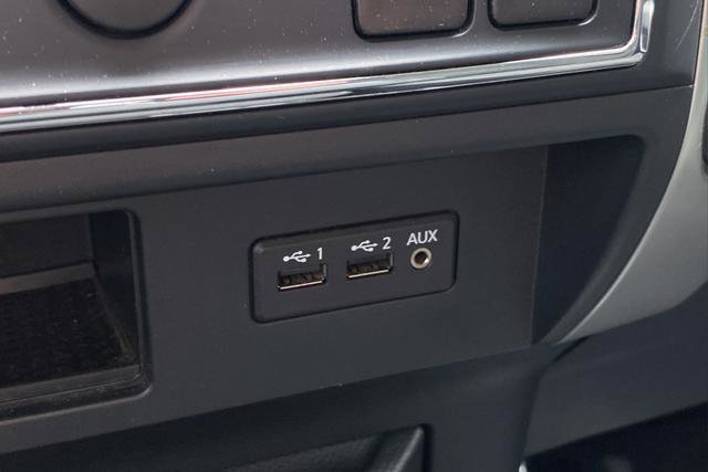 Used 2019 Nissan Titan SV AWD/4WD image 29