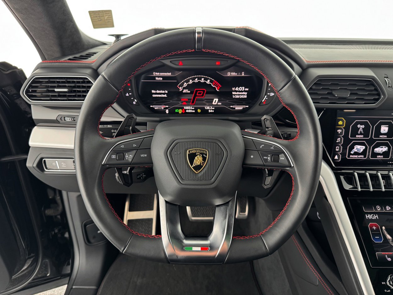 Used 2022 Lamborghini Urus image 9
