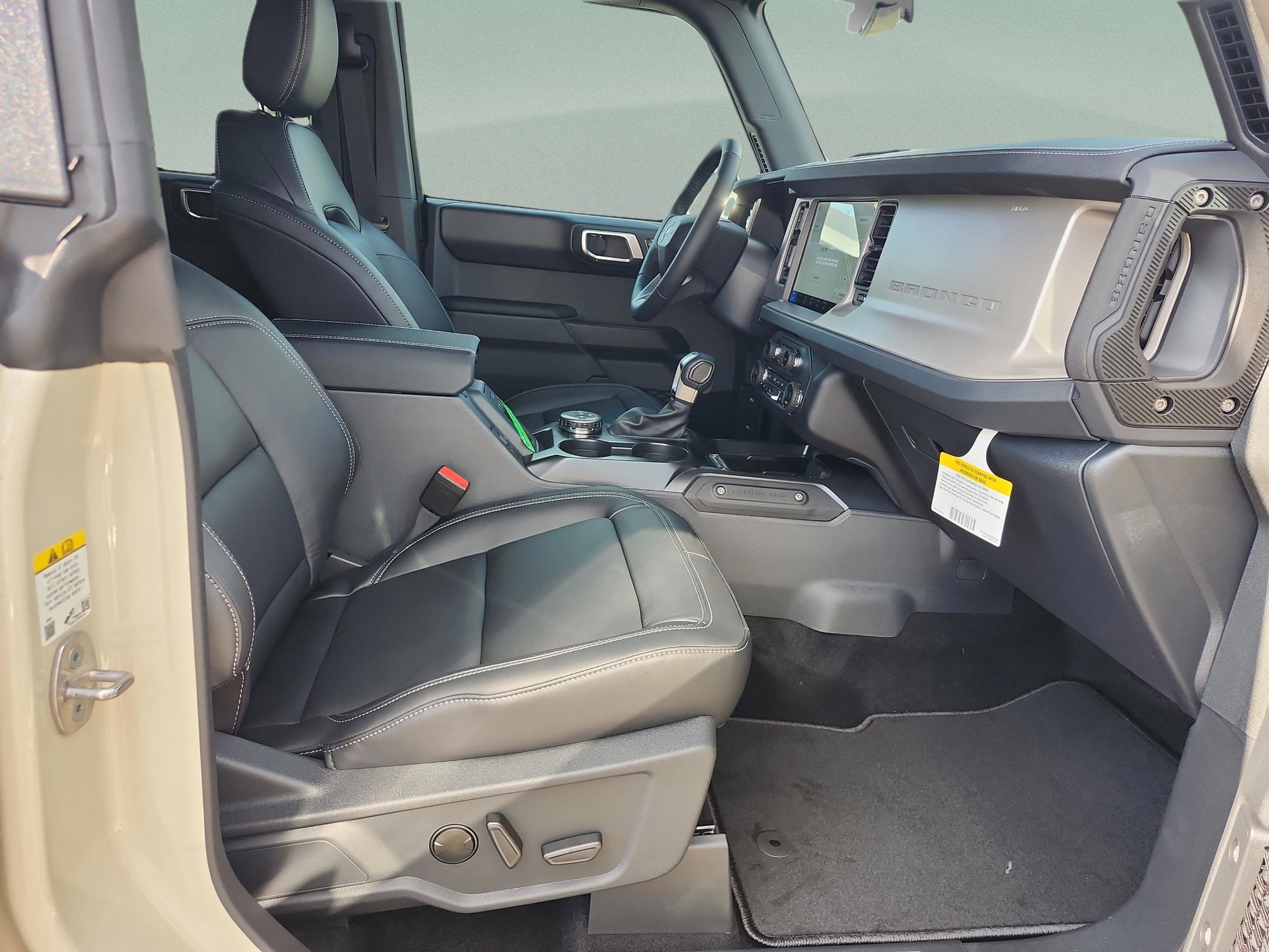 New 2025 Ford Bronco Outer Banks AWD/4WD image 20