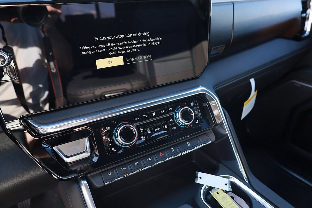 New 2026 GMC Sierra 1500 Denali AWD/4WD image 15