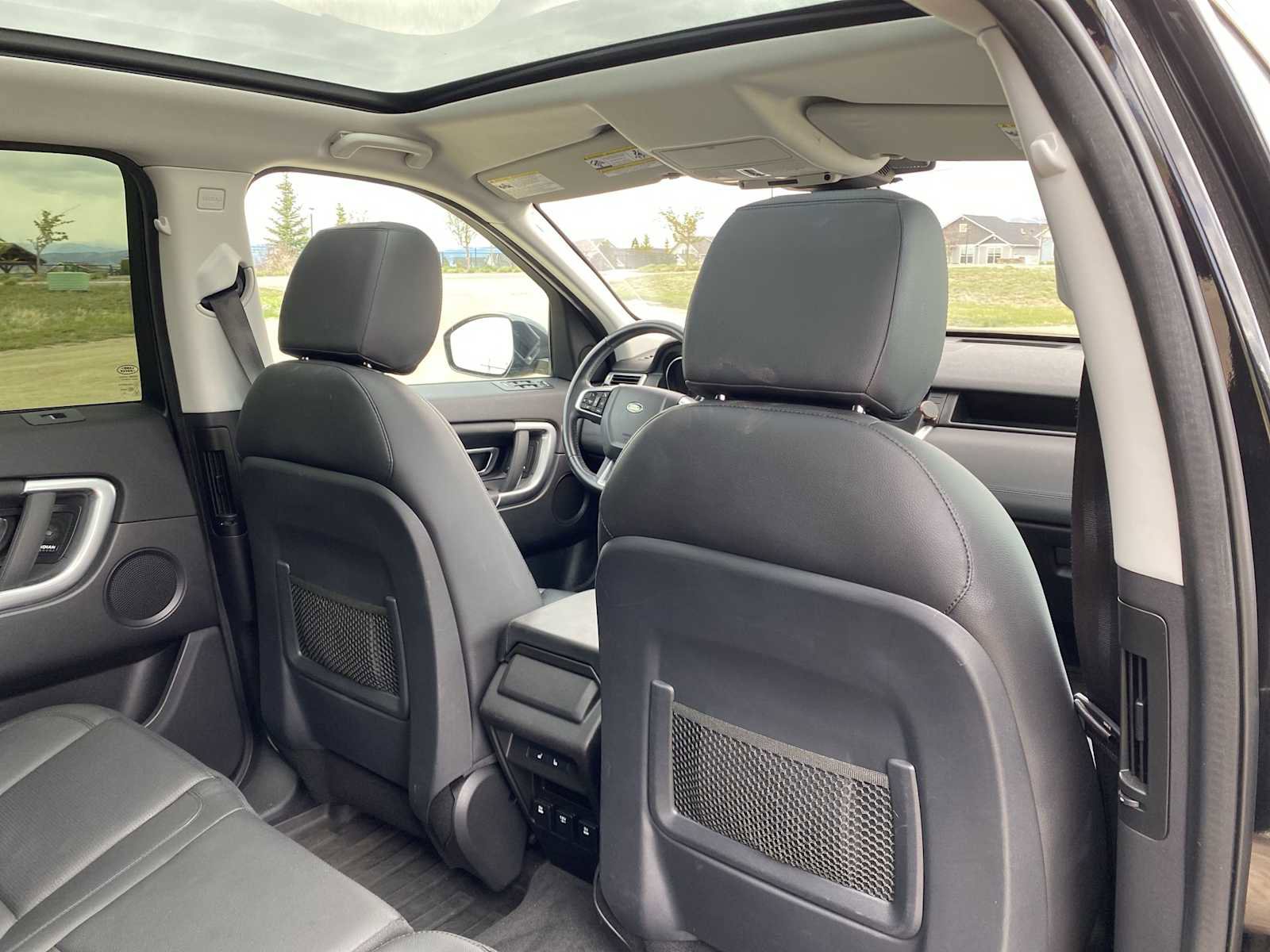 Used 2017 Land Rover Discovery Sport HSE AWD/4WD image 33