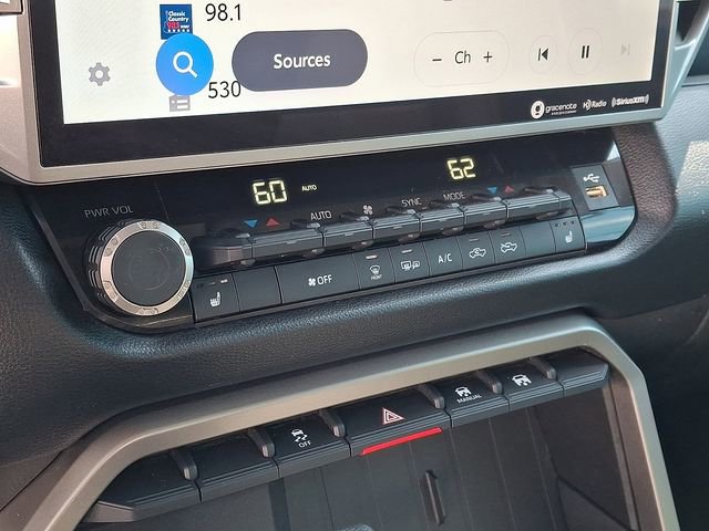 Used 2022 Toyota Tundra SR5 w/ SR5 Premium Package image 15