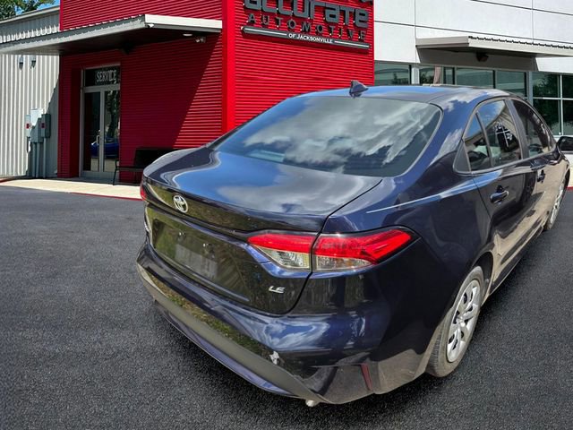 Used 2021 Toyota Corolla LE FWD image 3