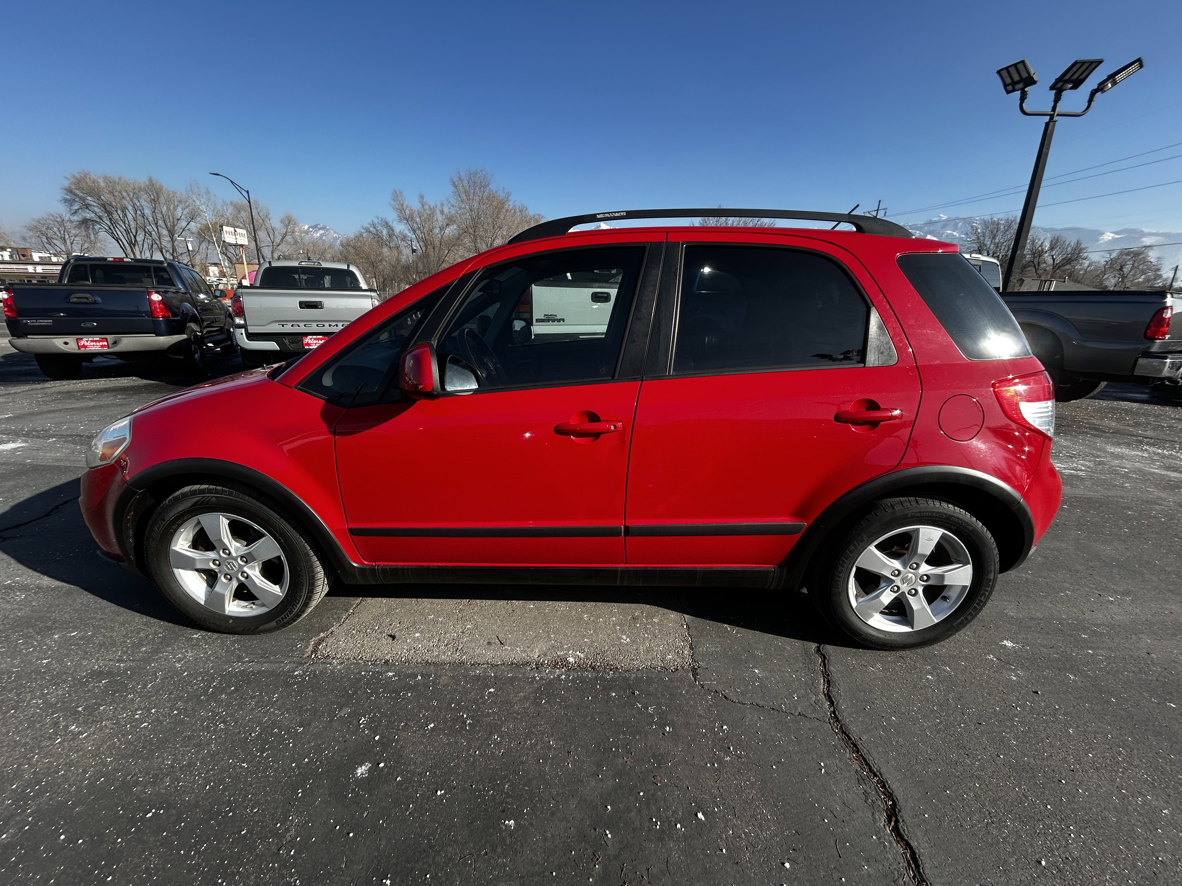 Used 2011 Suzuki SX4 AWD Hatchback image 8