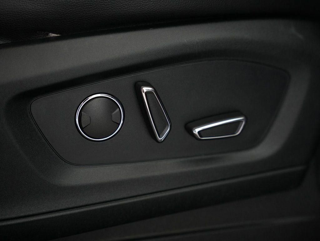 Used 2020 Ford Explorer Limited AWD/4WD image 58