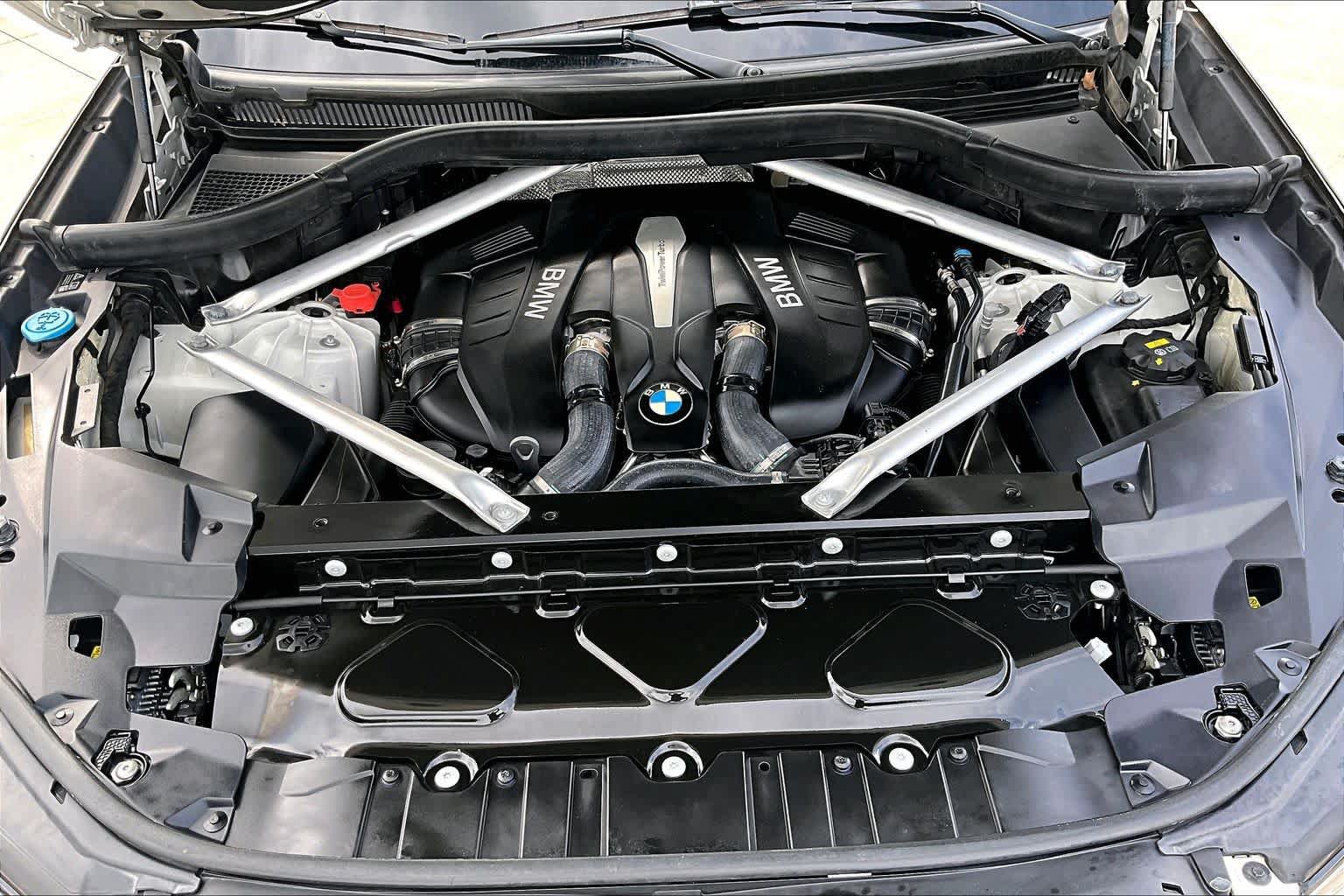 Used 2019 BMW X5 xDrive50i w/ M Sport Package AWD/4WD image 27