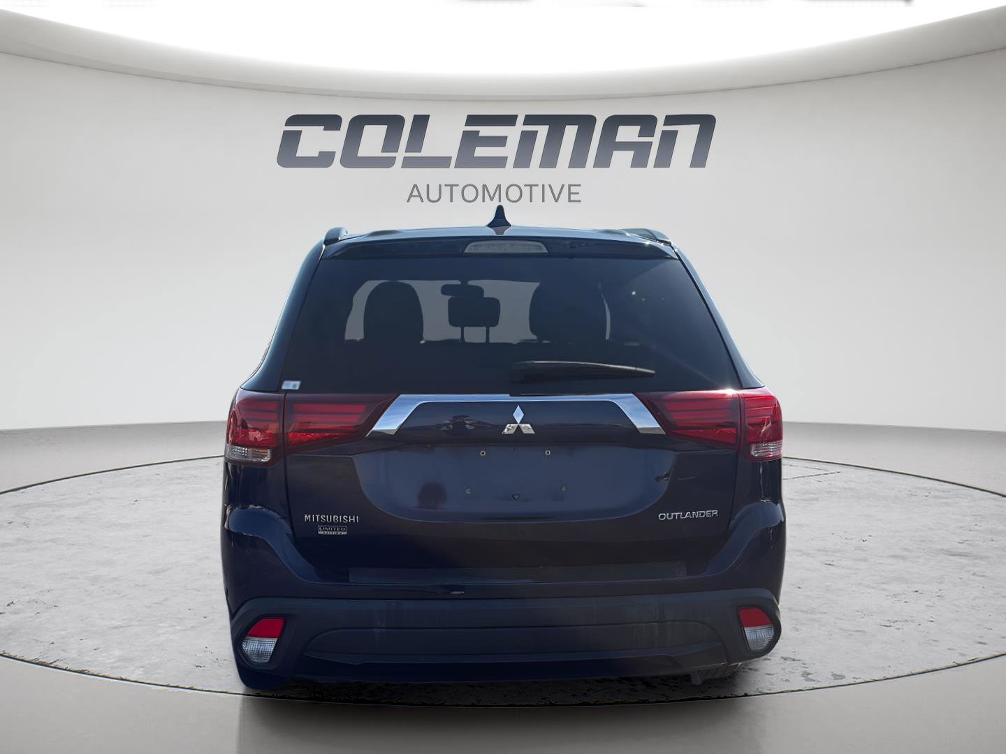 Used 2018 Mitsubishi Outlander LE FWD image 3