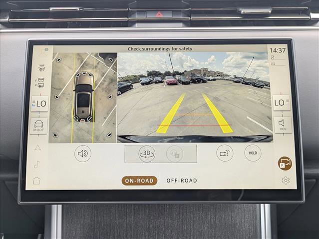 New 2025 Land Rover Range Rover Long Wheelbase SE image 13