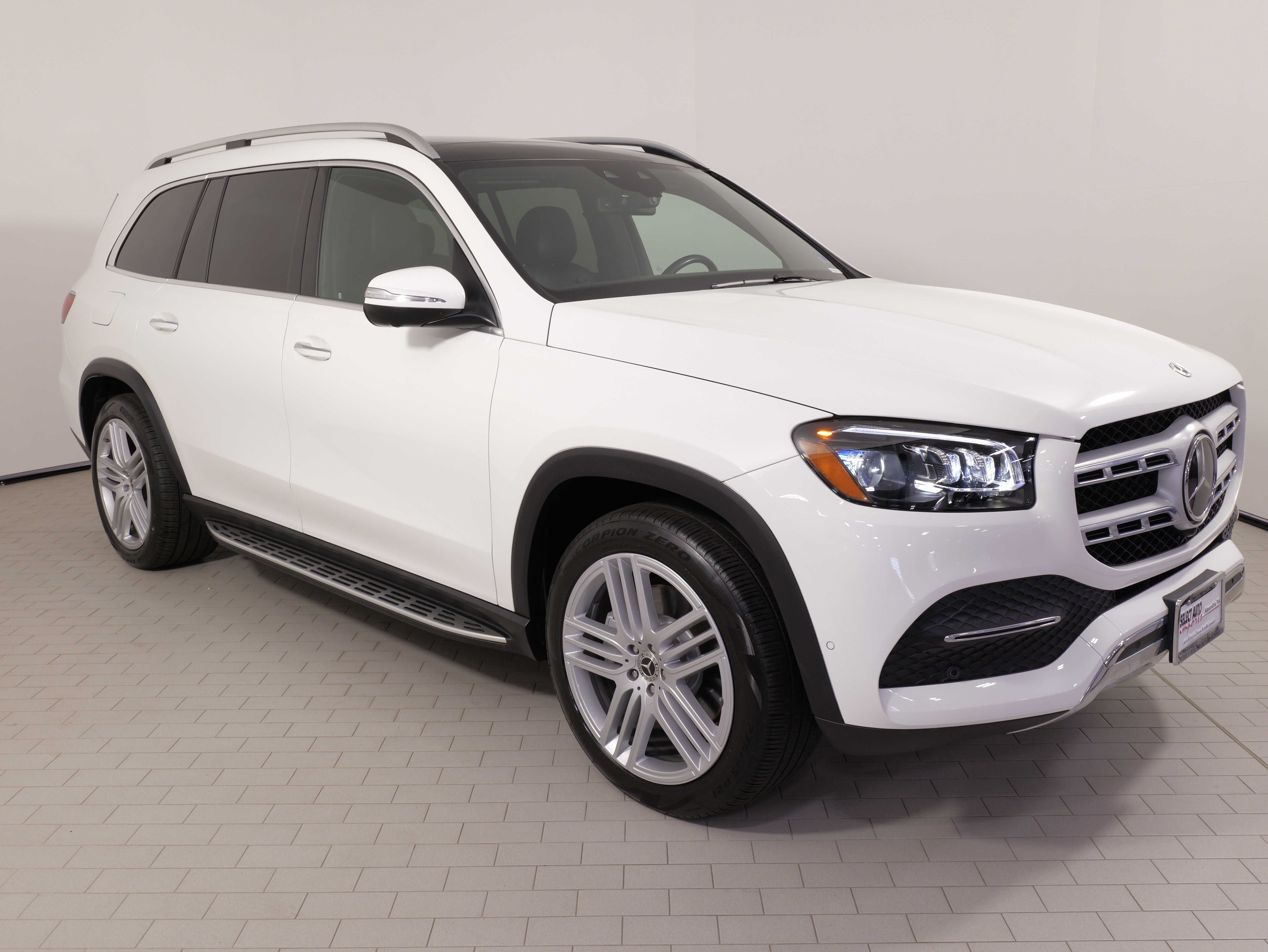 Used 2022 Mercedes-Benz GLS 450 4MATIC image 8