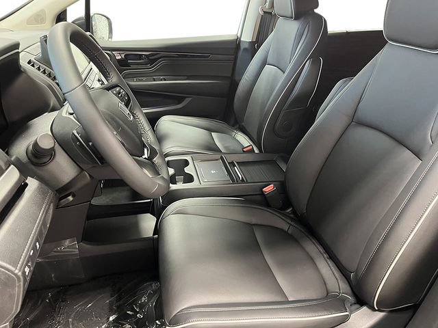 New 2026 Honda Odyssey Touring image 15
